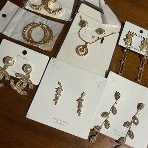 14K gold plated bundle of jewelry